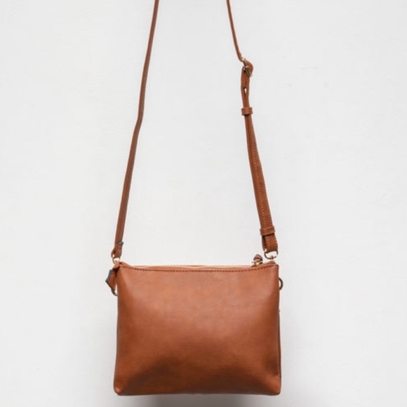 Leanna Studded Bag - Picture 3 of 6